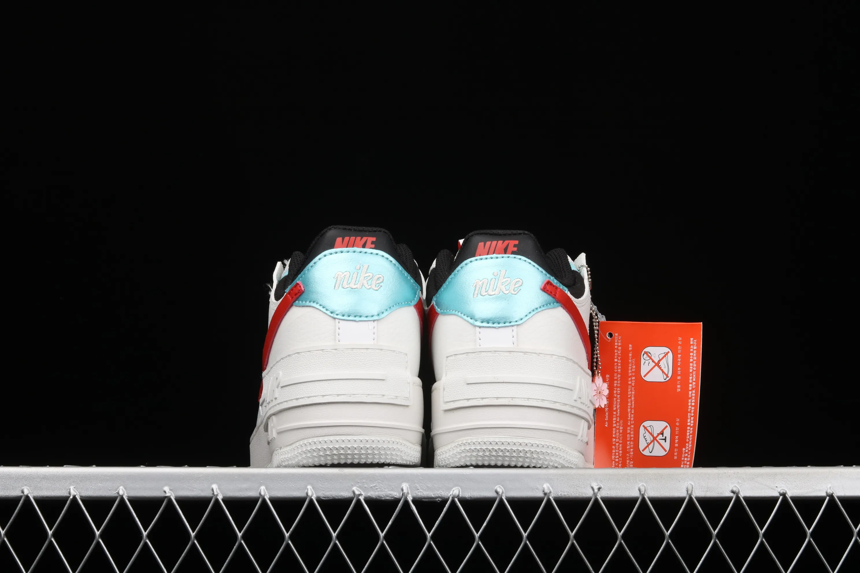 All categories Nk Air Force 1 Air Force series Nk Air Force 1 Shadow Air Force lightweight increased Nk Air Force 1 Shadow Rtl Air Force 1 lightweight increased low-top versatile sneakers DA4291-100